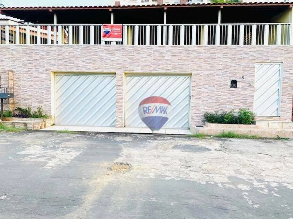 Casa, 5 quartos, 227 m² - Foto 2