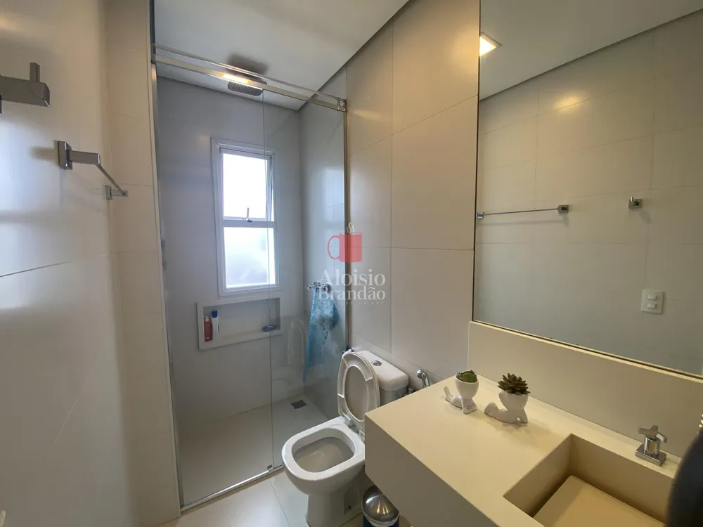 Apartamento, 3 quartos, 168 m² - Foto 2