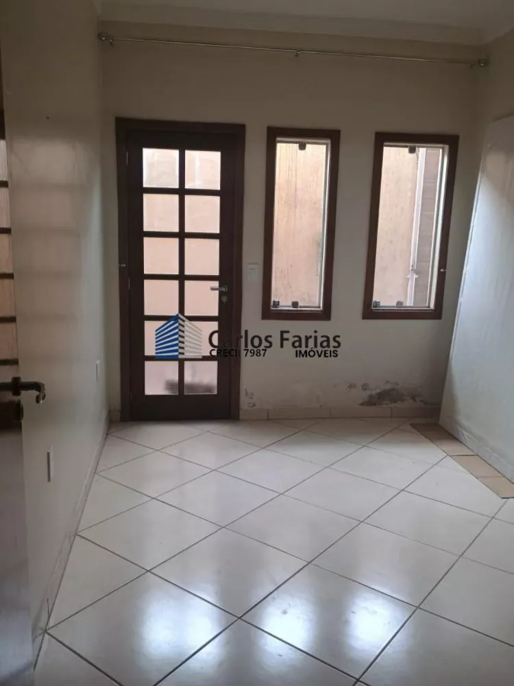 Casa, 4 quartos, 190 m² - Foto 1