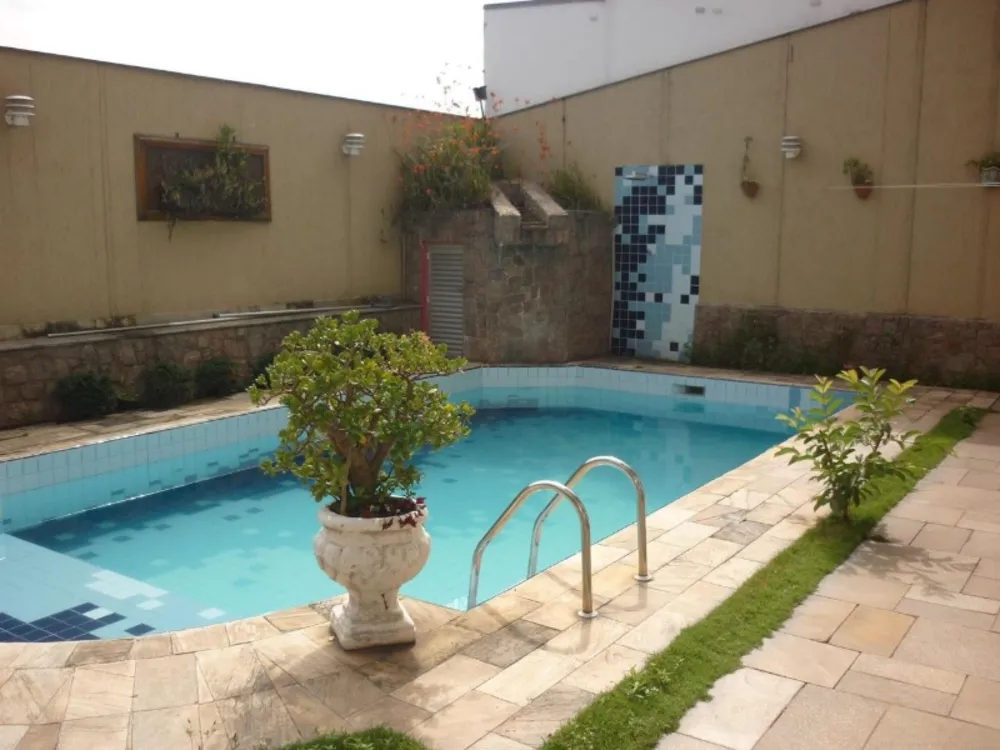 Sobrado, 4 quartos, 520 m² - Foto 1