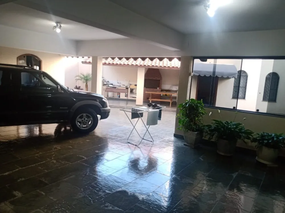 Sobrado, 4 quartos, 528 m² - Foto 2