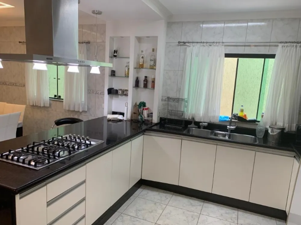 Sobrado, 3 quartos, 164 m² - Foto 2