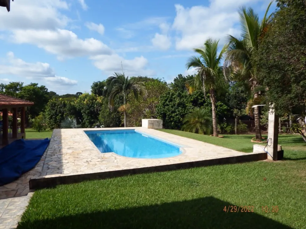 Chácara, 3 quartos, 300 m² - Foto 1