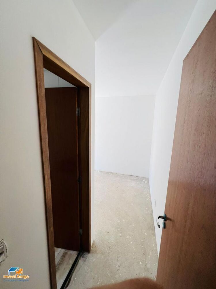 Cobertura à venda com 2 quartos, 95m² - Foto 4