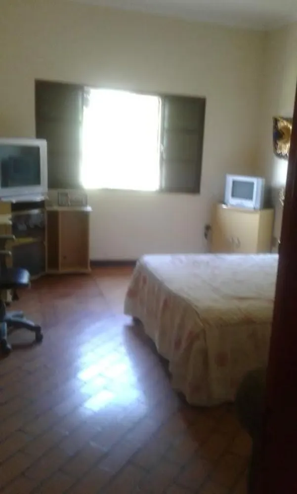 Chácara, 3 quartos, 2340 m² - Foto 7