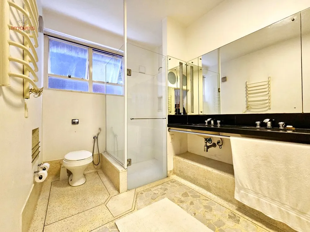 Apartamento, 3 quartos, 276 m² - Foto 1
