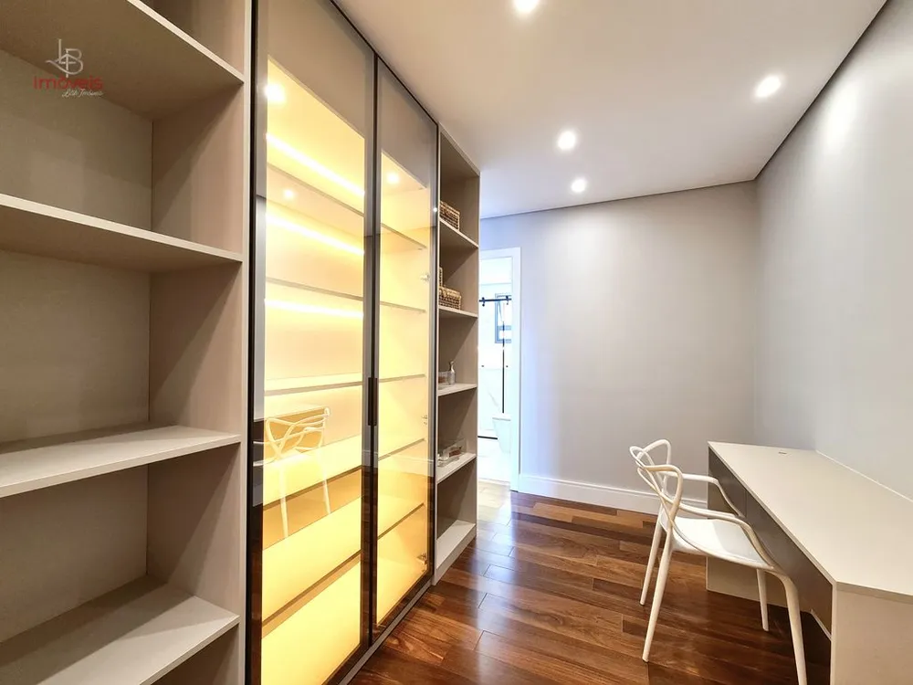 Apartamento, 3 quartos, 192 m² - Foto 10