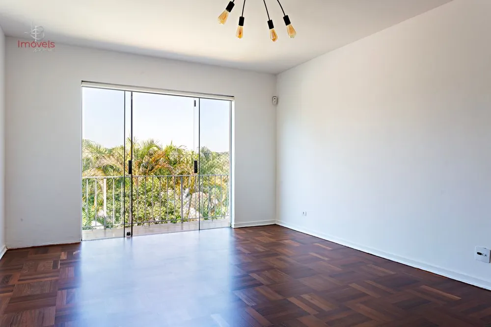 Sobrado, 3 quartos, 215 m² - Foto 1