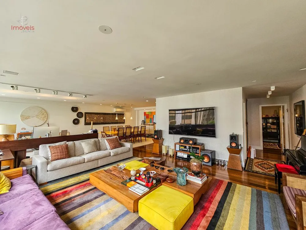 Apartamento, 4 quartos, 226 m² - Foto 1
