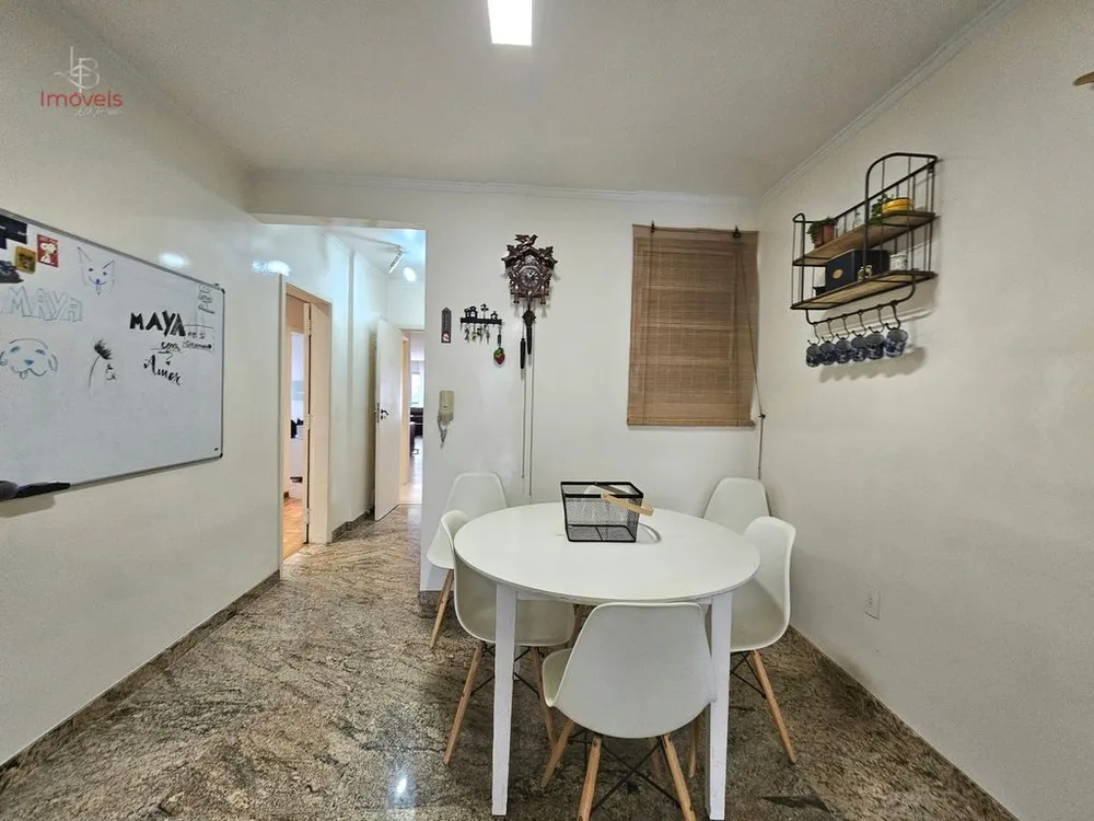 Apartamento, 3 quartos, 187 m² - Foto 2