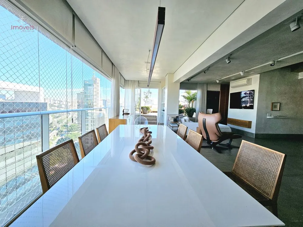 Cobertura, 3 quartos, 230 m² - Foto 2