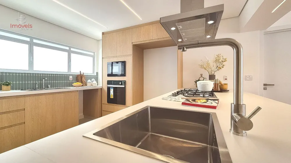 Apartamento, 3 quartos, 159 m² - Foto 1