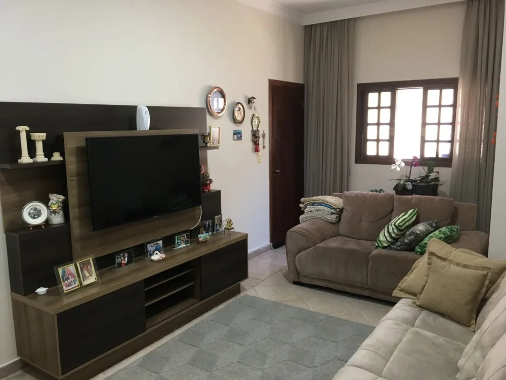 Casa, 6 quartos, 300 m² - Foto 3