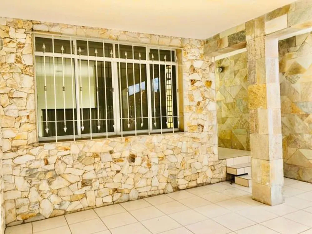 Casa, 2 quartos, 165 m² - Foto 1