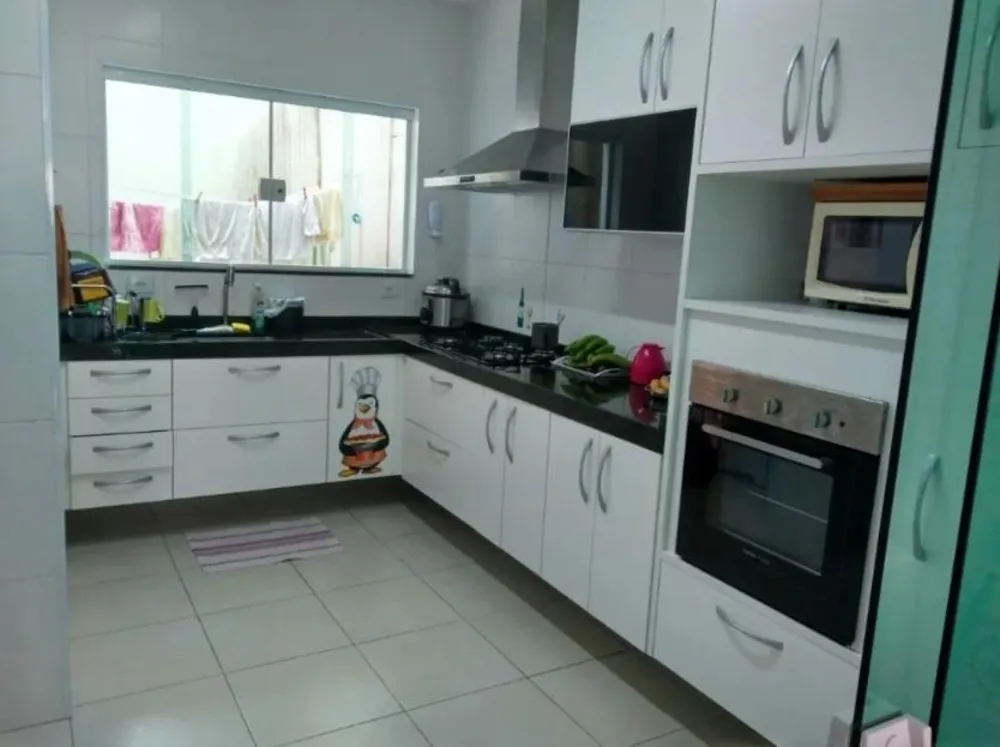 Casa, 3 quartos, 180 m² - Foto 2