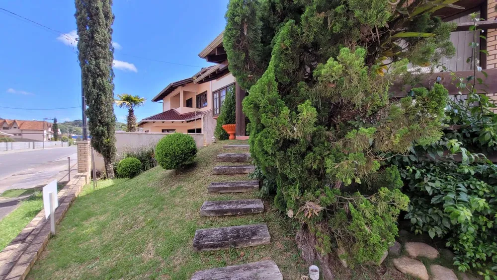 Casa, 3 quartos, 232 m² - Foto 2