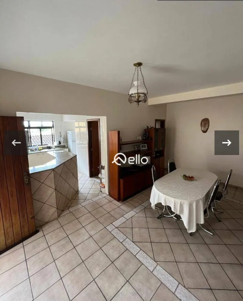 Casa, 3 quartos, 242 m² - Foto 3