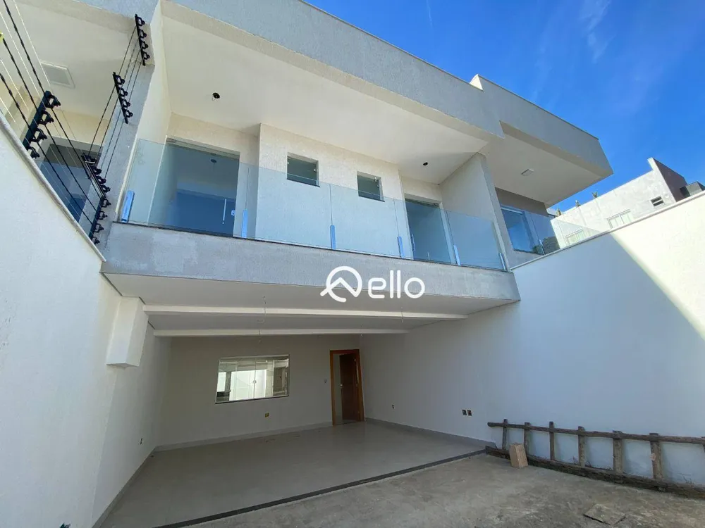 Casa, 3 quartos, 215 m² - Foto 1