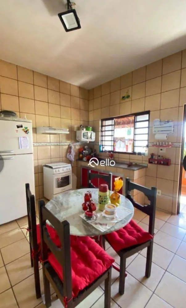 Casa, 3 quartos, 220 m² - Foto 2