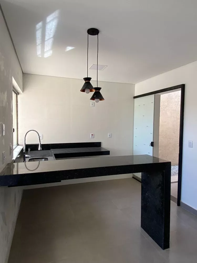 Casa, 2 quartos, 77 m² - Foto 1