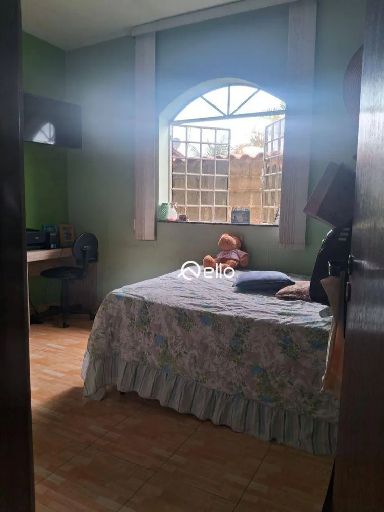 Casa, 3 quartos, 200 m² - Foto 2