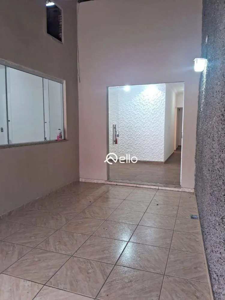 Casa, 4 quartos, 180 m² - Foto 2