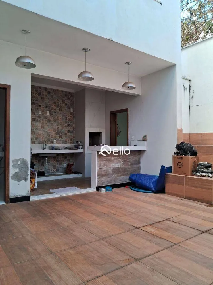 Casa, 3 quartos, 195 m² - Foto 2