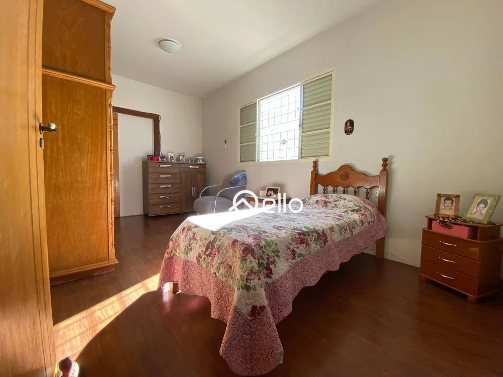 Casa, 3 quartos, 225 m² - Foto 13