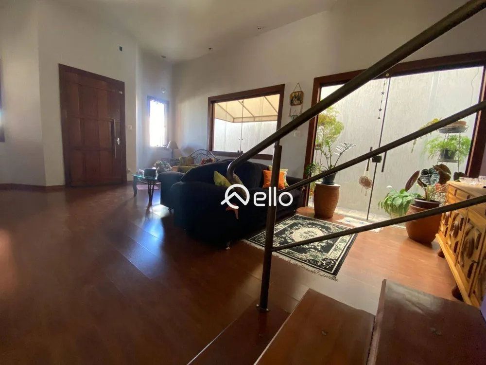Casa, 3 quartos, 225 m² - Foto 3