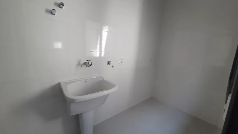 Casa, 3 quartos, 151 m² - Foto 2