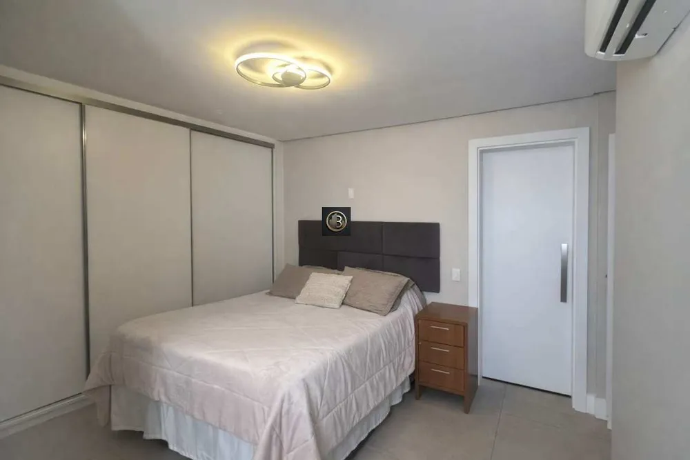 Cobertura, 4 quartos, 223 m² - Foto 4