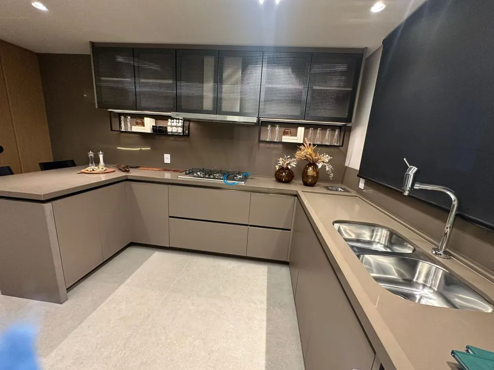 Apartamento, 3 quartos, 233 m² - Foto 10