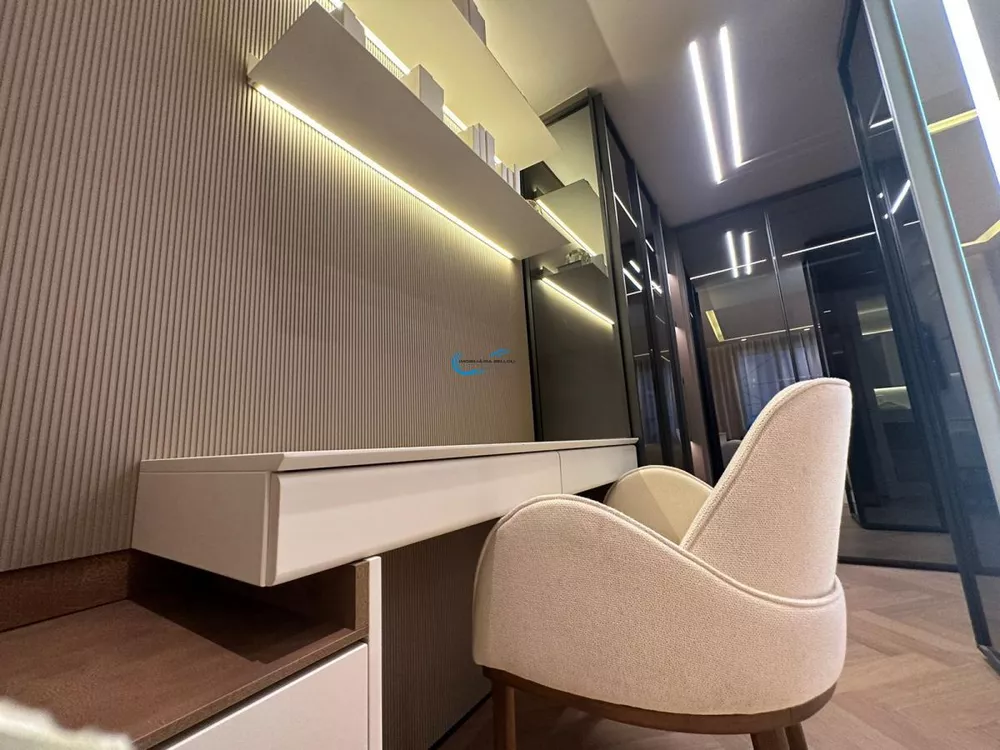 Apartamento, 3 quartos, 233 m² - Foto 1