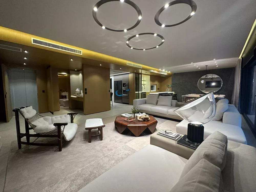 Apartamento, 3 quartos, 233 m² - Foto 2