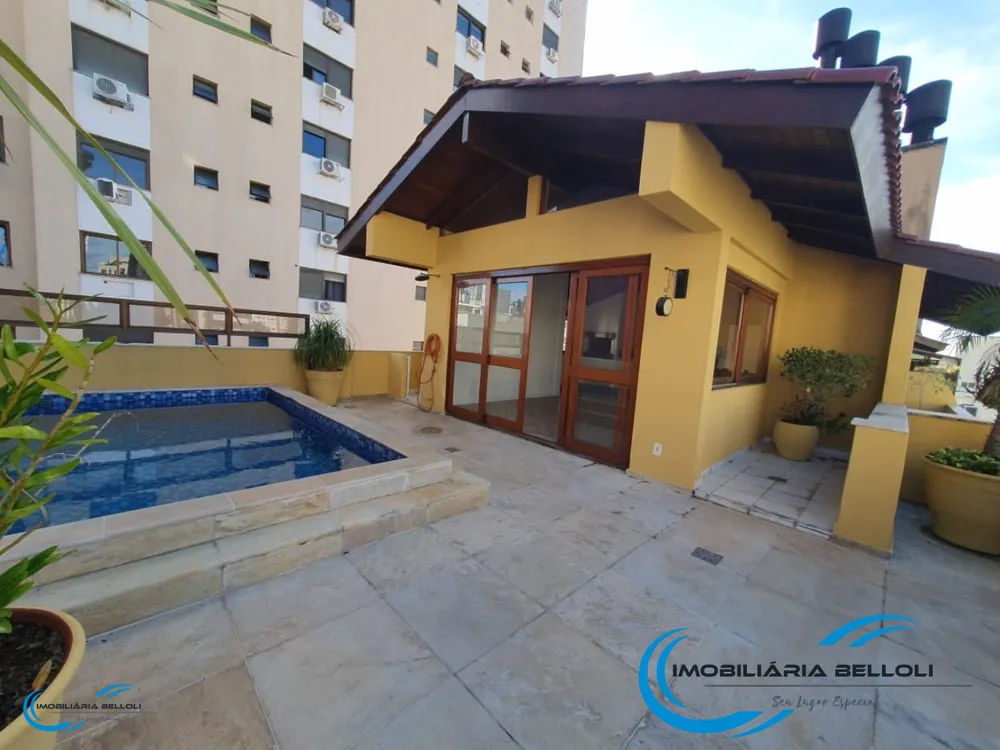 Cobertura, 3 quartos, 245 m² - Foto 2