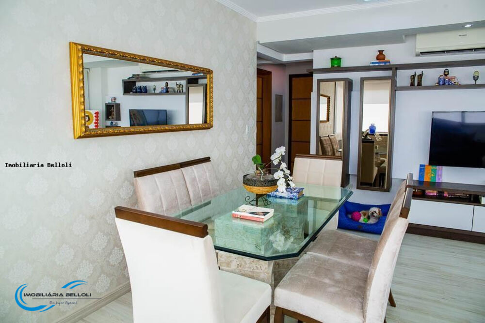 Apartamento à venda com 3 quartos, 97m² - Foto 2