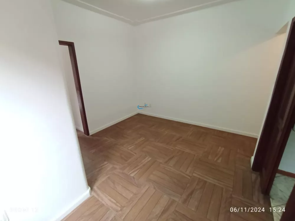 Apartamento à venda com 3 quartos, 76m² - Foto 4