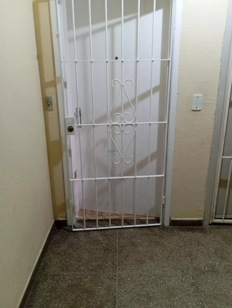 Apartamento à venda com 2 quartos, 58m² - Foto 2