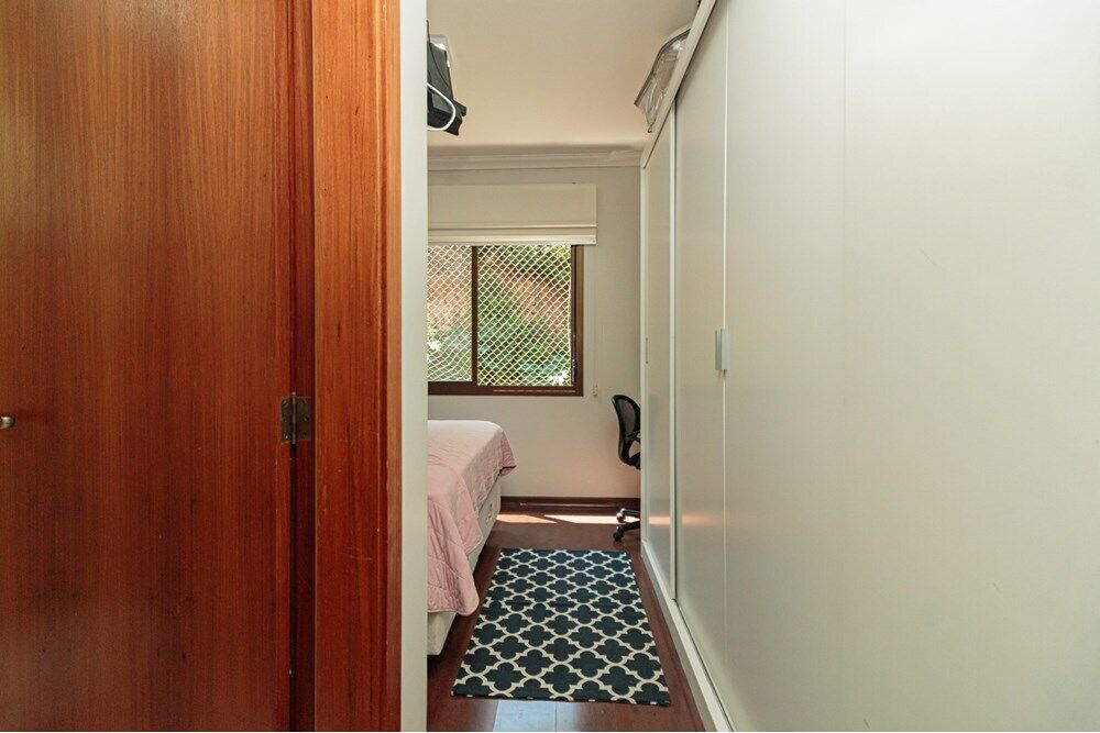 Apartamento à venda com 2 quartos, 68m² - Foto 7