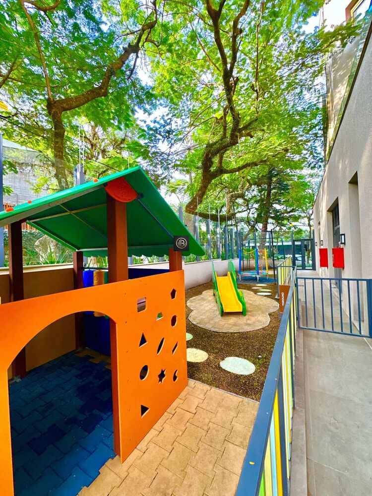 Apartamento à venda com 3 quartos, 206m² - Foto 7