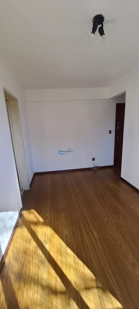 Apartamento à venda com 2 quartos, 59m² - Foto 2