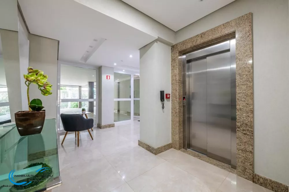 Cobertura, 3 quartos, 243 m² - Foto 6