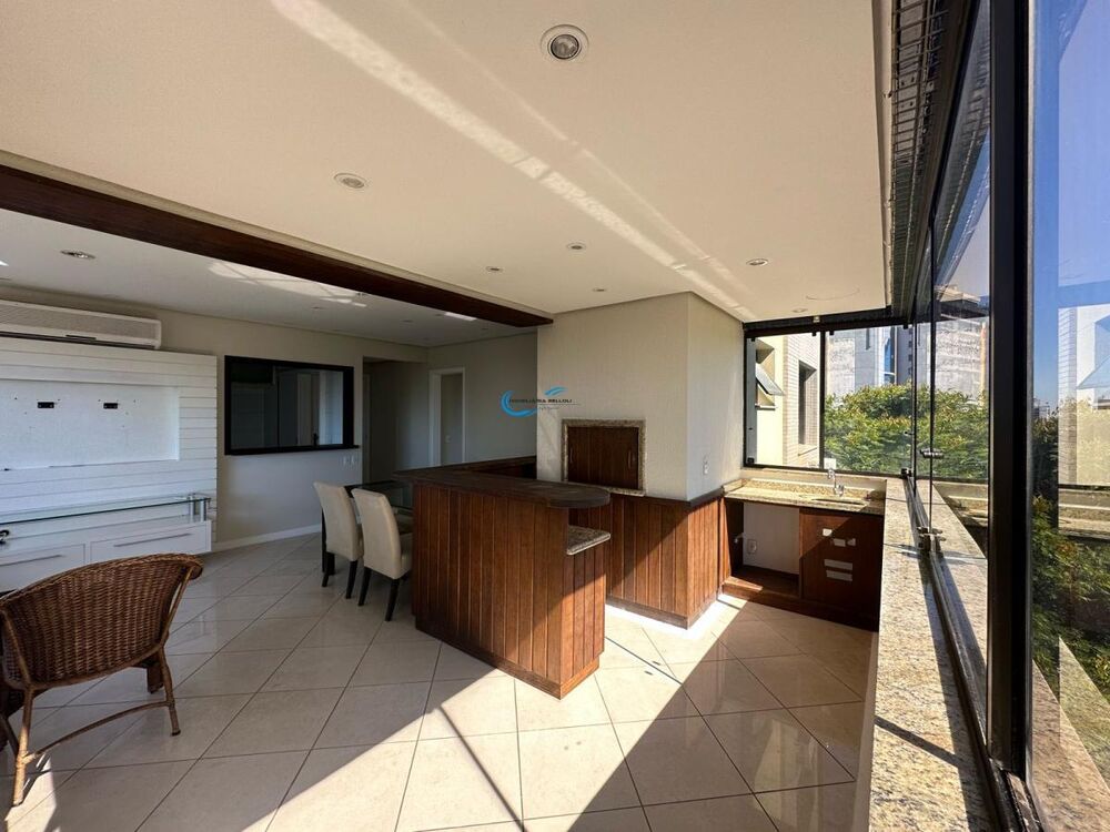 Apartamento à venda com 2 quartos, 84m² - Foto 4