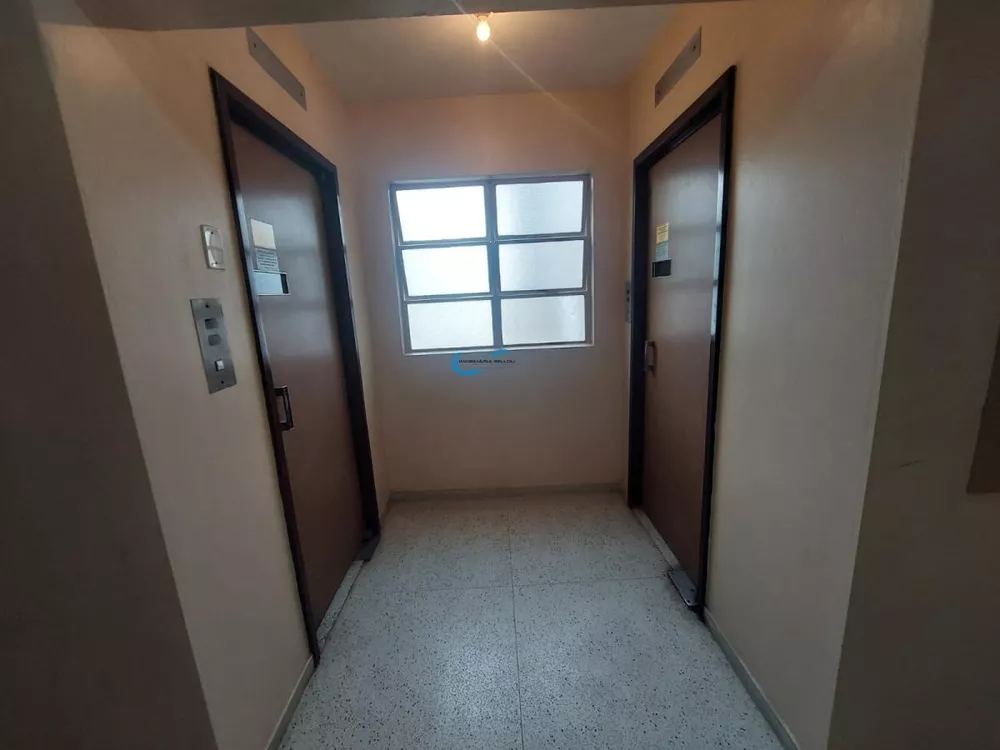 Apartamento à venda com 1 quarto, 27m² - Foto 2