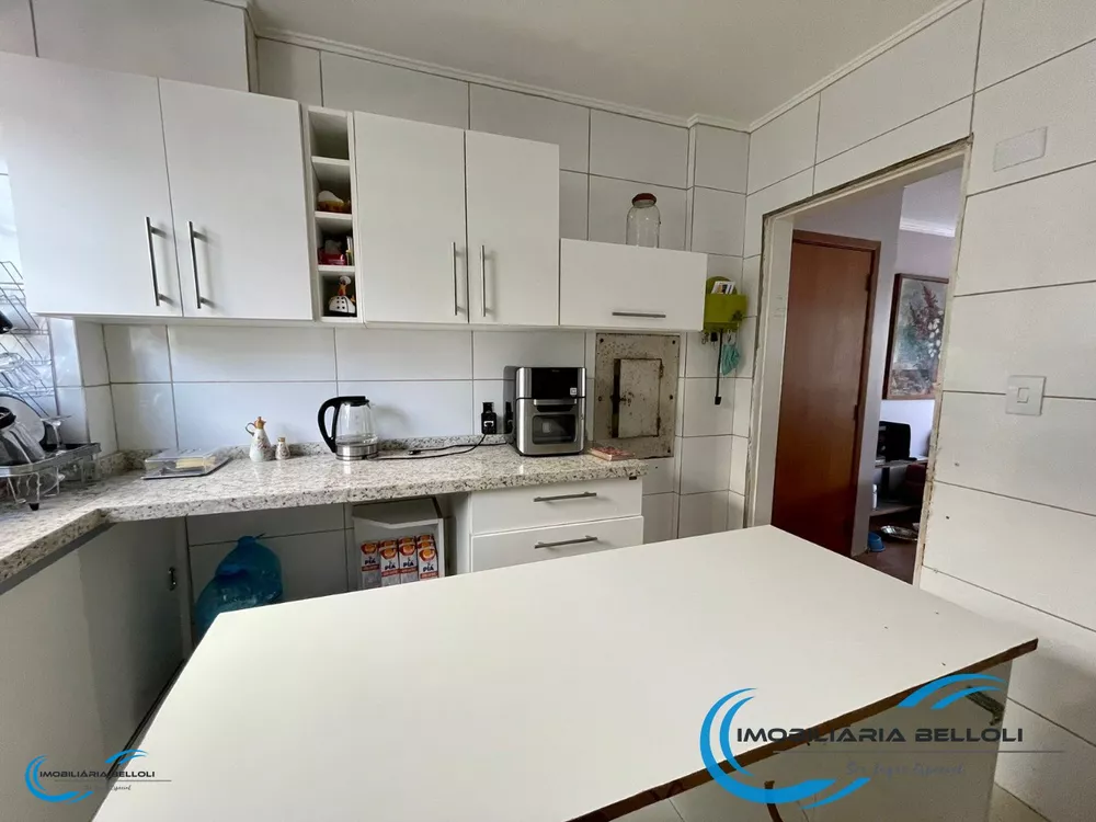 Apartamento à venda com 3 quartos, 97m² - Foto 3