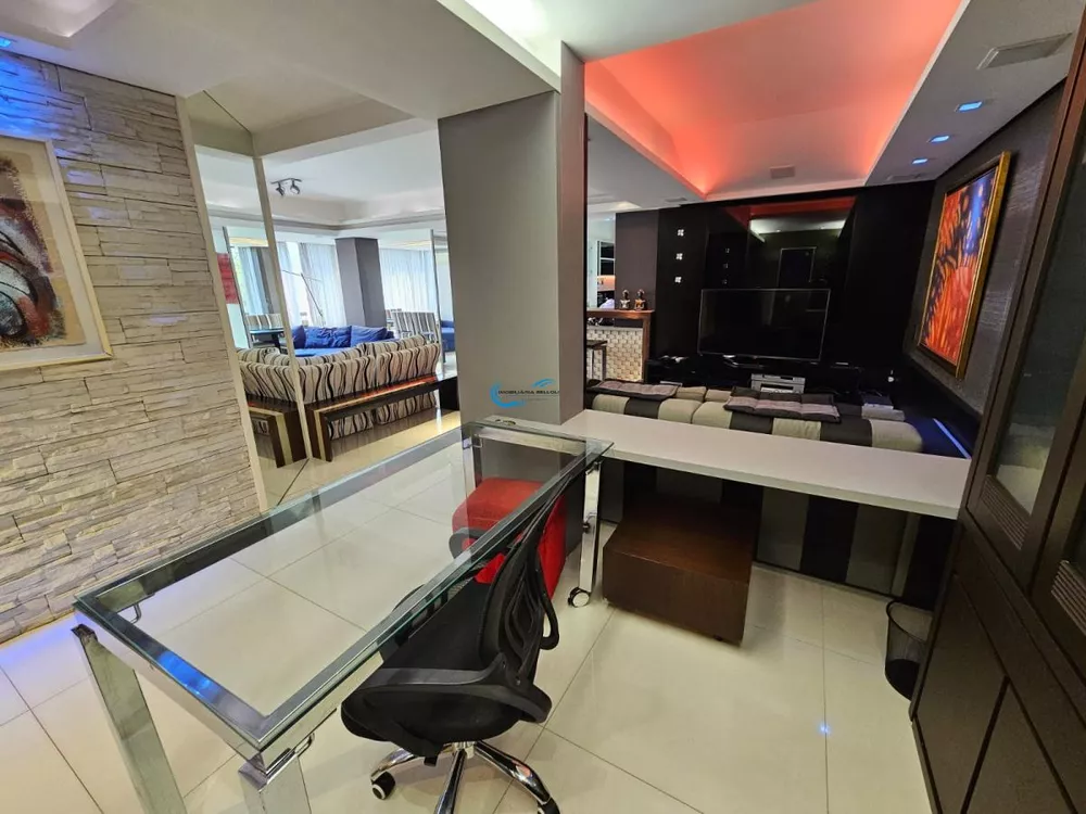 Apartamento, 3 quartos, 148 m² - Foto 1