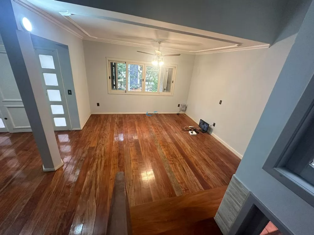 Casa à venda e aluguel com 3 quartos, 380m² - Foto 2