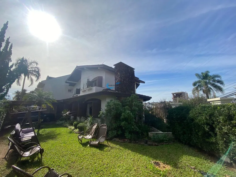 Casa, 3 quartos, 322 m² - Foto 1