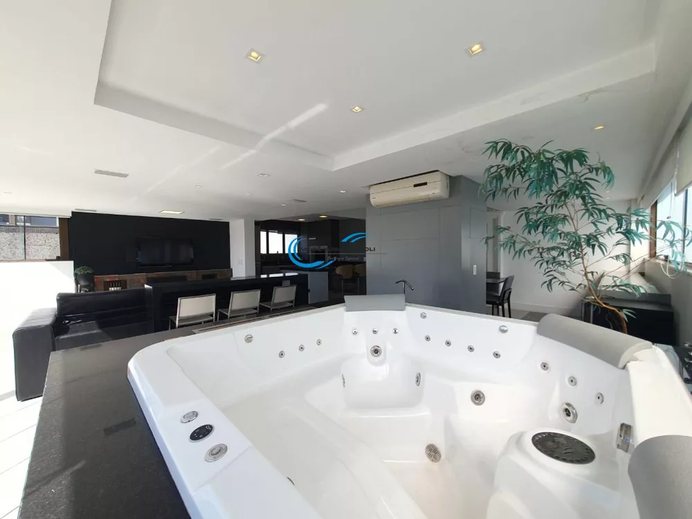 Cobertura, 3 quartos, 327 m² - Foto 1