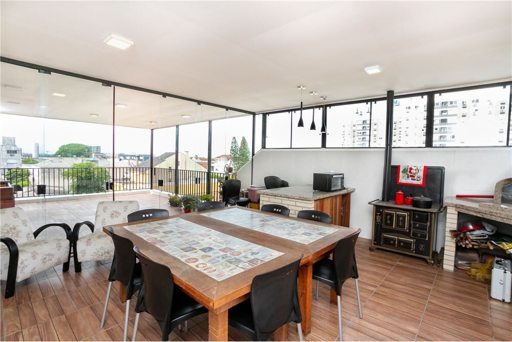 Cobertura à venda com 4 quartos, 260m² - Foto 3